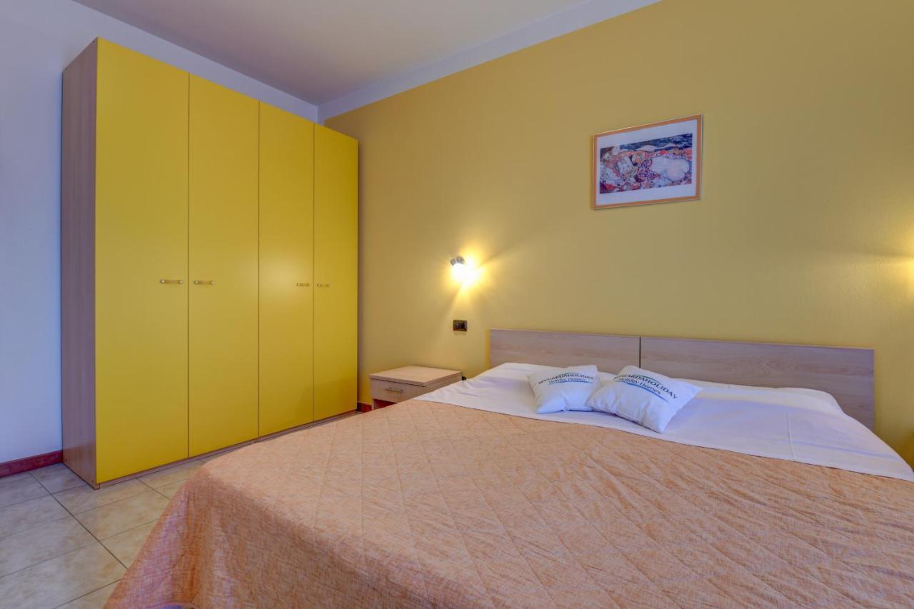 Residence Meridiana Peschiera del Garda Exteriör bild